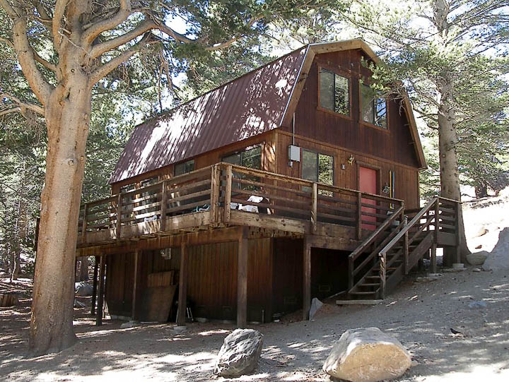 cabin01.jpg - Cabin 1 Front